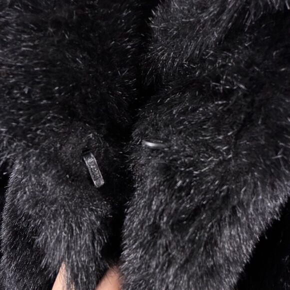 Vintage Black Faux Fur Coat | 80s 90s Plush Modacrylic Mod Jacket, USA Made - Picture 13 of 16